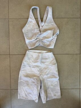 ALO White Camo Ruched Sports Bra & High-Waist Bike Shorts Set